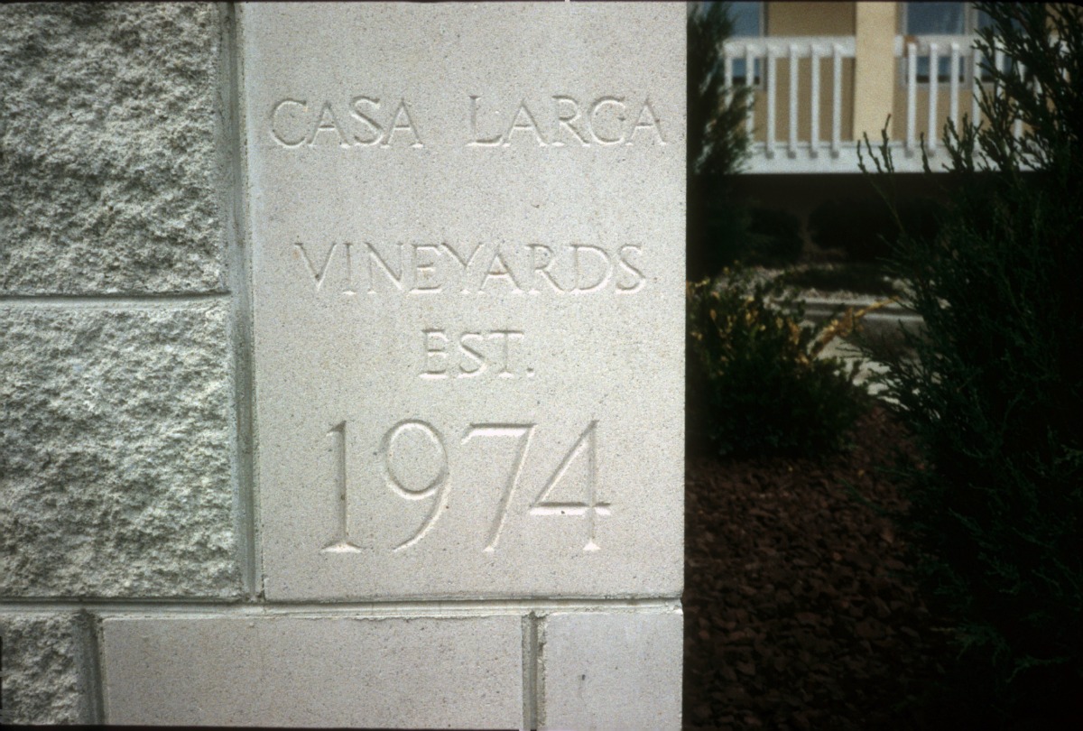023 Casa Larga Vineyards, Est. 1974